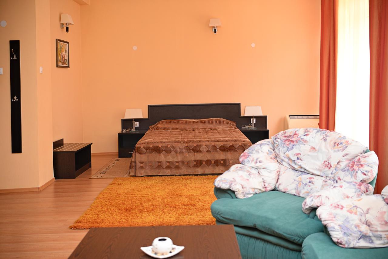 Family Art-Hotel Zora Vratsa Luaran gambar