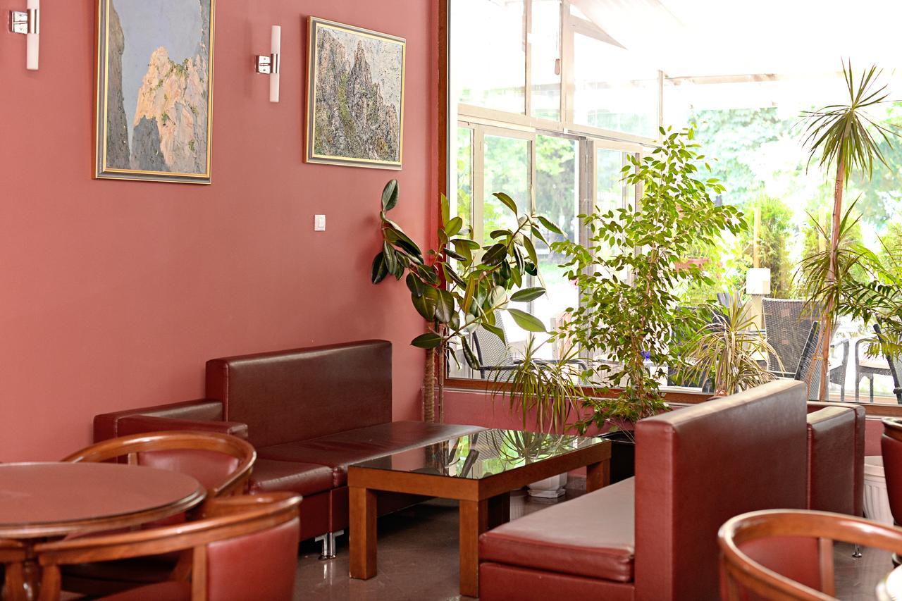 Family Art-Hotel Zora Vratsa Luaran gambar